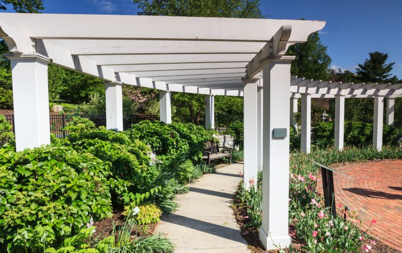 Driveway Arbor Installation in Conroe, TX